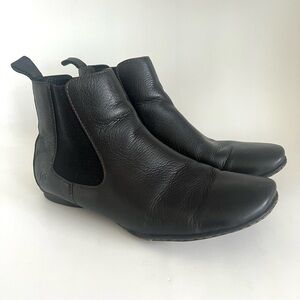 BORN Biloxi Women Black Leather Pull-on Ankle Boot Size 9 EUC